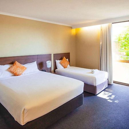 Ibis Styles Mt Isa Verona Mount Isa Bagian luar foto