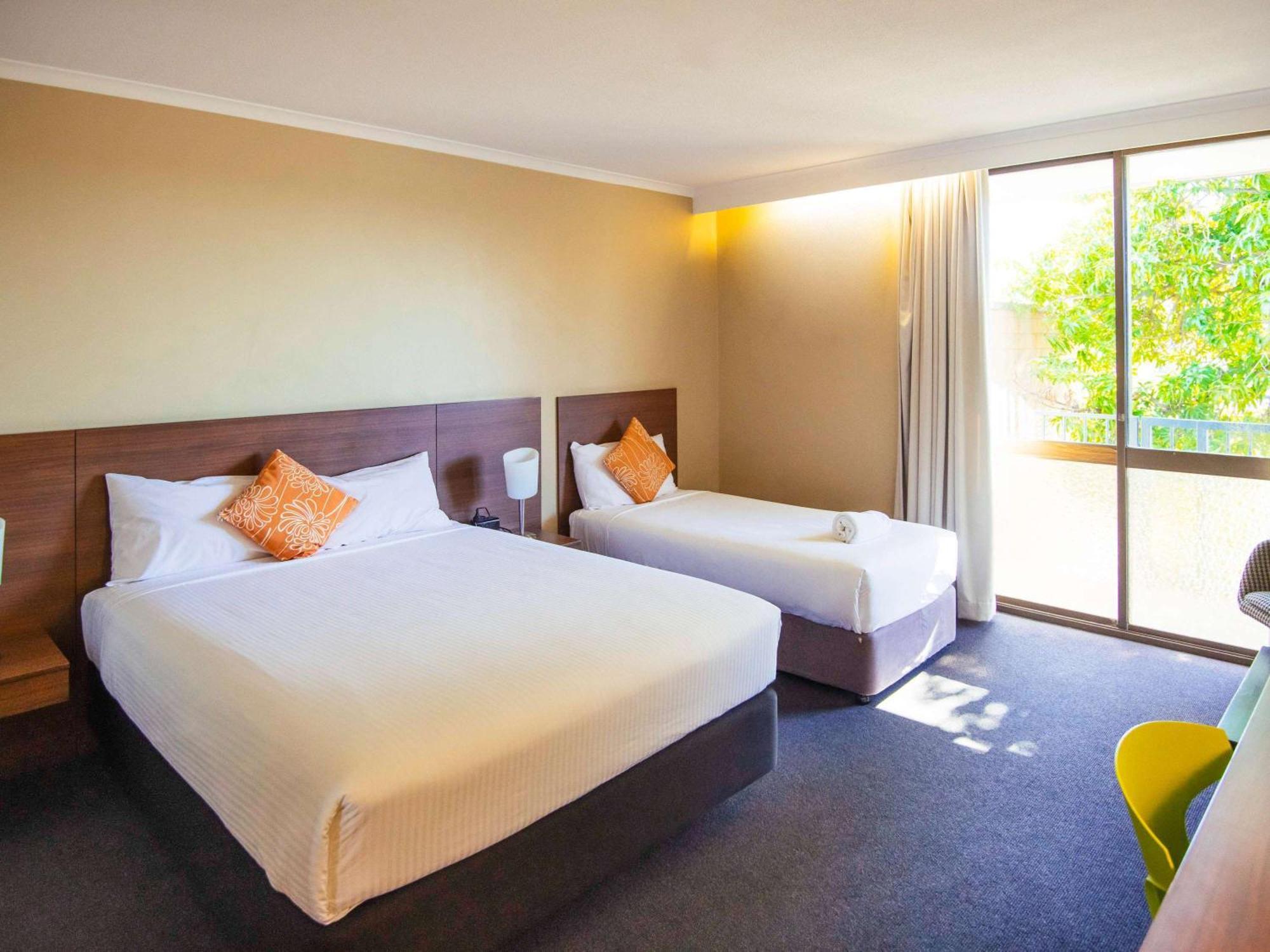Ibis Styles Mt Isa Verona Mount Isa Bagian luar foto